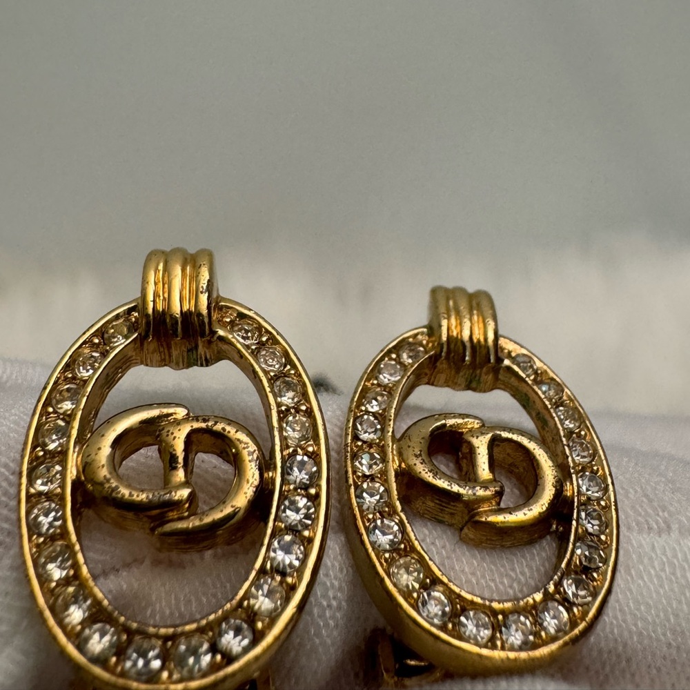 Christian Dior (CD) Vintage Clip On Earrings - Picture 6 of 9